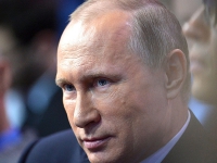 Путин своим указом лишил двух украинцев российского гражданства