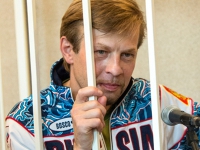 Отстраненного мэра Ярославля Урлашова восемь часов допрашивали в суде