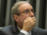 Инициатор импичмента президента Бразилии смещен с поста спикера парламента