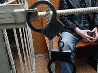 Суд арестовал захватывавшего банк бизнесмена Петросяна до 24 октября